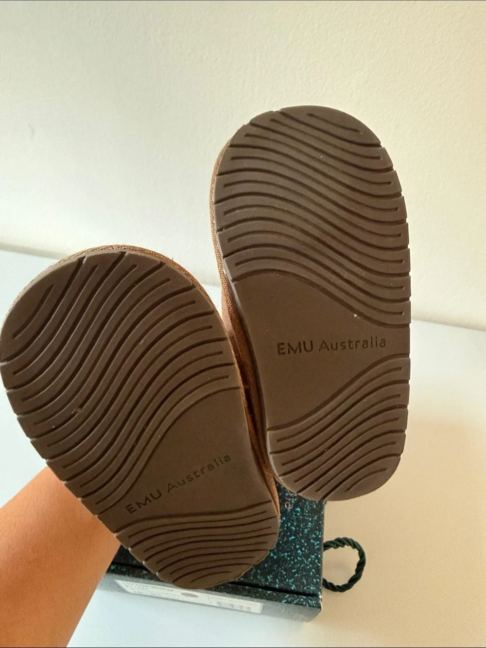 Emu Kids Brown Lion Slipper Boots